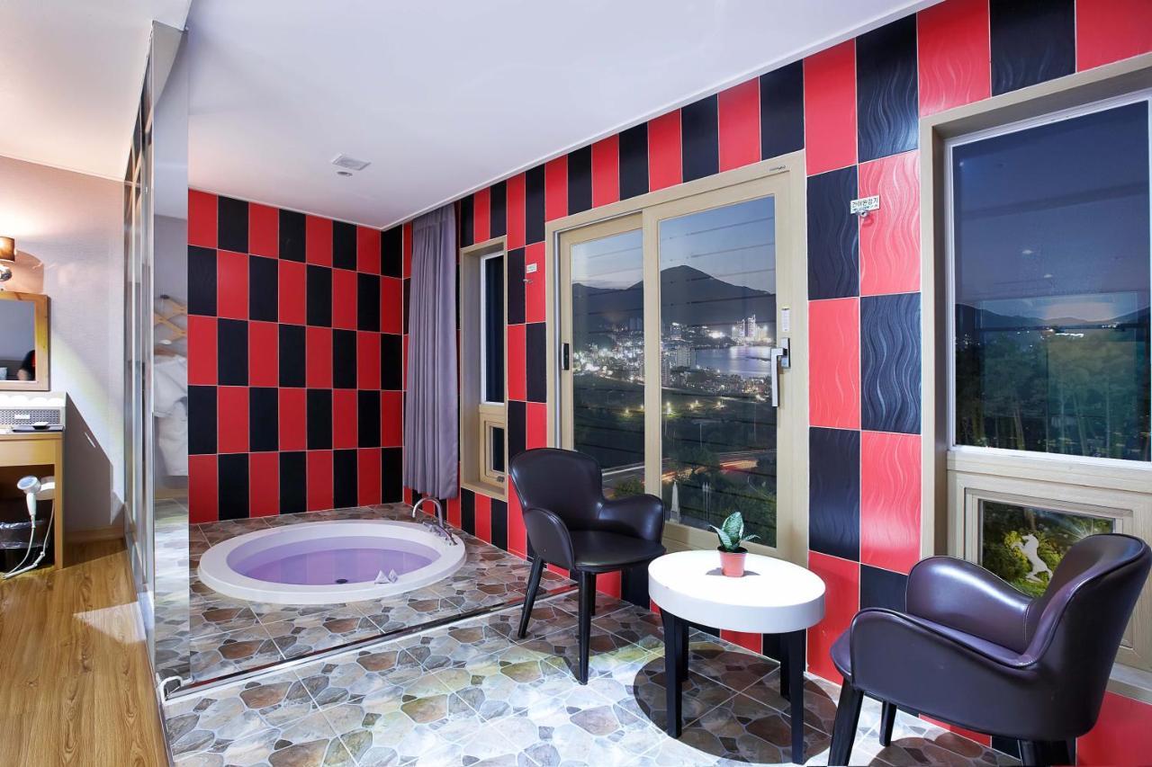 Dome Hotel Geoje Bagian luar foto