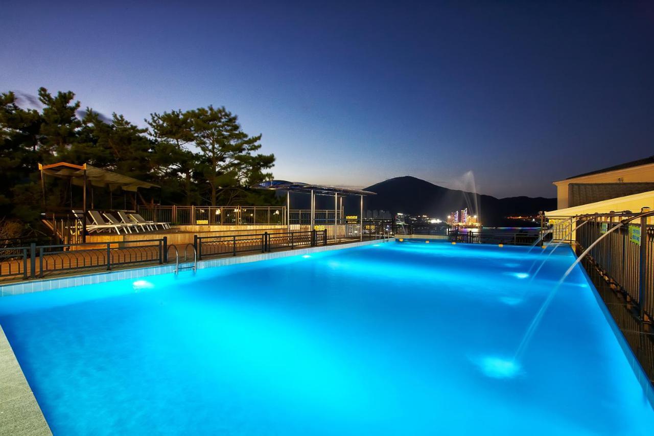 Dome Hotel Geoje Bagian luar foto